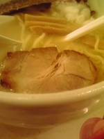 「あっさりホタテ塩ラーメン700円」@ORAGA NOODLESの写真