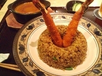 「海老フライとドライピラフのクリームカレー添え2,600円+コース」@銀座古川の写真