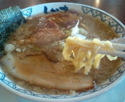 「角煮らーめん980円」@東京豚骨拉麺 しゃかりきの写真