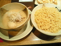 「つけめん白ごま味 870円」@越後秘蔵麺 無尽蔵 こいわ家の写真