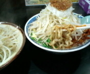 「モツらーめん（野菜ちょっと多め）850円」@雅狼の写真