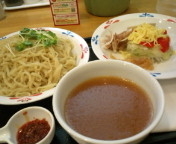 「冷やしつけ麺690円+大盛100円」@長崎ちゃんぽん リンガーハット 八潮西袋店の写真