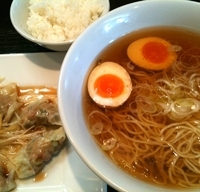 「今月の一品 エコNaらぁ麺（湯麺）420円ランチサービス（味玉、」@麺工房HIRAMAの写真
