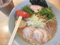 「全のっけらーめん+大盛+アイスコーヒー 「900円+100円+無」@らーめん十新の写真