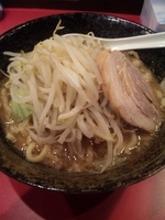 「らーめん小（ノーマル）」@麺や 唯桜の写真