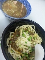 「カレーチーズあえつけめん」@頑者 ご当地グルメ大会の写真