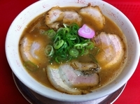 「中華そば （590円）」@丸高中華そば 神戸二宮店の写真