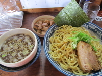 「つけ麺大盛750円、乱切りチャーシュー100円」@中華そば 旋の写真