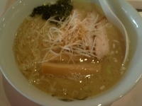 「チャーシュー塩らーめん」@塩らーめん ひるがおEX 品川キッチンの写真