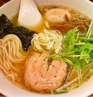 「塩らは+味玉（700円+100円）」@ラハメン ヤマンの写真