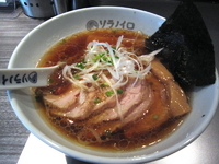 「チャーシューソバ」@ソラノイロ ARTISAN NOODLESの写真