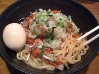 「モツのコリアン風まぜそば3号（限定） 800円」@はりけんラーメンの写真