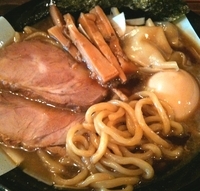 「特製煮干ラーメン900円」@すごい煮干ラーメン凪 新宿ゴールデン街店 本館の写真