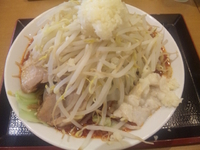 「激レッド 並 全増し ￥780」@ジャンクガレッジ イオンレイクタウンmori店の写真