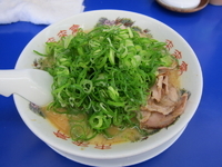 「こってりらーめん（麺固め、ネギ多め）」@来来亭 長浜店の写真