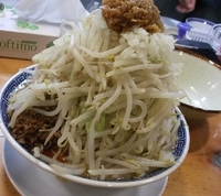 「うま辛めん（野菜増し・ニンニク多め）」@山勝角ふじ 新松戸店の写真