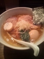 「塩ラーメン+チャーシュー（巻バラ）+黒味玉=900円」@RAMEN CiQUEの写真