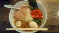 「塩らーめん（大盛） 白味玉 焼きトマト」@RAMEN CiQUEの写真