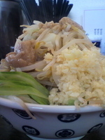 「雷そば（全部多め）￥680」@雷 北松戸本店の写真