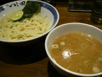 「つけめん 880円」@つじ田 飯田橋店の写真