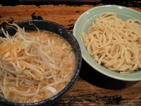 「濃味噌つけめん」@ガガガ職堂 A short chainの写真