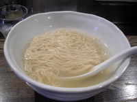 「雉出汁のかけ塩ラーメン（￥800）普通盛り」@RAMEN CiQUEの写真
