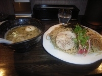 「鶏白湯と魚貝の塩つけ」@RAMEN CiQUEの写真