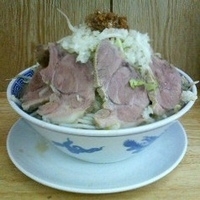 「ふじ麺+小豚 830円」@勝神角ふじの写真