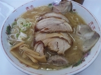 「ラーメン（肉増しダブル） ￥720」@肉屋の写真