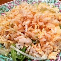 「半チャーハンセット ￥900」@元氣餃子 弄堂 新宿店の写真