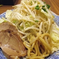 「らーめん（ヤサイニンニク） …500円【プレオープン】」@ラーメン燈郎の写真