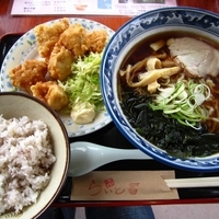 「からあげセット800円（ラーメン+から揚げ+雑穀米）」@らいとの写真