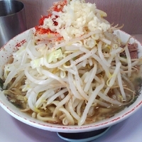 「ラーメン（ニンニク少し、野菜、唐辛子）」@ラーメン二郎 高田馬場店の写真