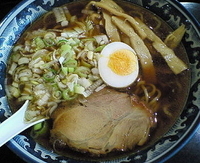 「醤油らーめん（大盛無料）　７００円」@ラーメン専門三代目 月見軒 SUNAMO店の写真