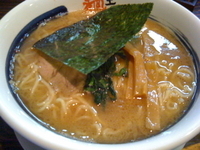 「濃厚魚介醤油ラーメン（大盛）」@麺工房 じゃんの写真