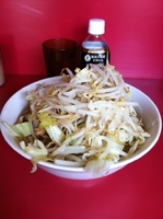 「ラーメン豚入り（ヤサイマシマシカラメ）」@ラーメン二郎 ひばりヶ丘駅前店の写真