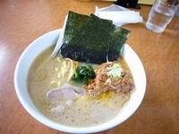 「辛肉ラーメン」@横浜ラーメン 味濱家の写真