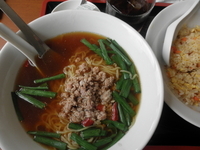 「ラーメンセット（台湾ラーメン＋炒飯＋コーヒー）　「700円」」@台湾料理 昇龍の写真