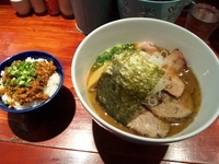 「海老風味（醤油+肉増し1枚）大蒜辛肉飯」@喜元門 つくば東光台店の写真