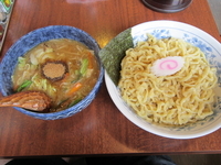 「野菜もりそば(麺硬め・味濃い目)930円、中盛パドサービス」@特製もりそば 瑛の写真