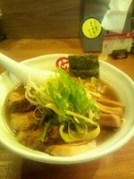 「醤油炙りほほ肉チャーシュー麺」@麺や まるとも 浅草橋店の写真