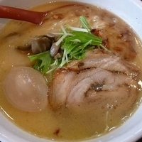 「塩味玉らー麺」@麺匠 秀虎。の写真