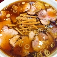 「チャーシューメン+生玉子」@永福町大勝軒の写真