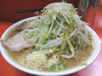 「大ラーメン+ニンニク」@ラーメン二郎 神田神保町店の写真