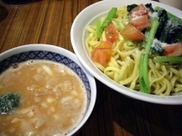 「【7月限定】トマトつけ麺（大、320g）、950円」@中華そば 伝堂の写真