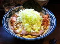 「油そば+葱増」@兎に角 松戸店の写真