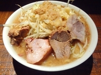 「ラーメン（700円）ニンニク」@ラーメン荘 その先にあるものの写真