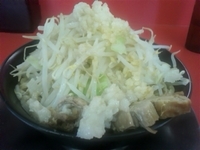 「ミソ（中）野菜・ニンニク・アブラ820円」@ジャンクガレッジ 西船店の写真