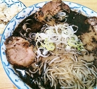 「ラーメン500円炊込みご飯無料」@熊本ラーメン 都来の写真