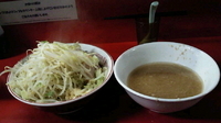 「つけ麺(野菜マシ・ニンニク少)」@ラーメン二郎 湘南藤沢店の写真